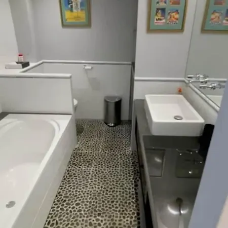 100 M2 Penthouse With 2 Suites, 80 M2 Terrace * Cannes