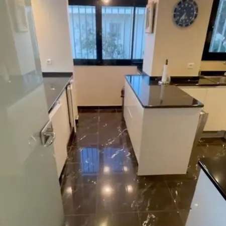 Appartement 100 M2 Penthouse With 2 Suites, 80 M2 Terrace *